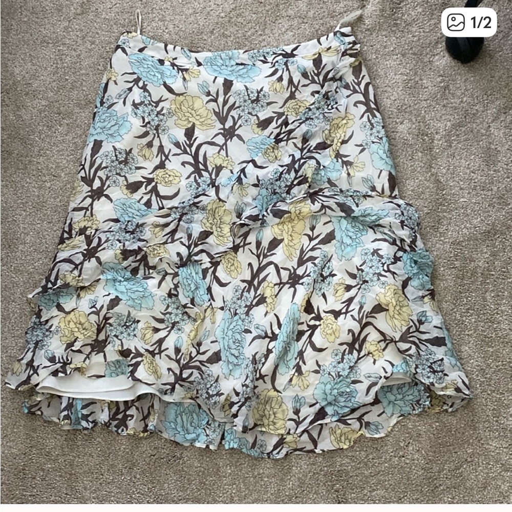 Banana Republic Silk skirt with Floral Design
